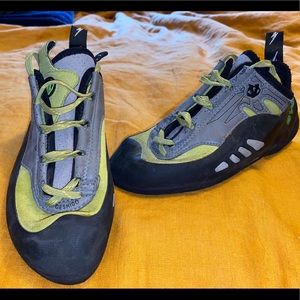 Evolv climbing shoe